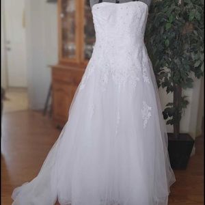 Beautiful wedding dress